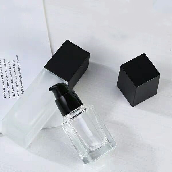 Glass Pump/Spray Perfume Bottle